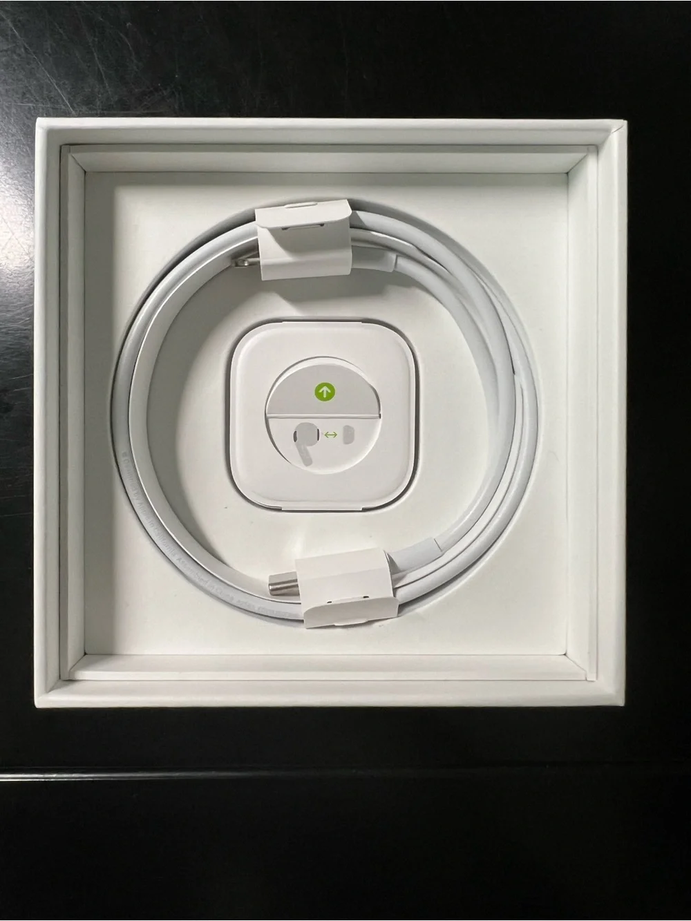 Apple AirPods Pro (1st Generation) Model A2084